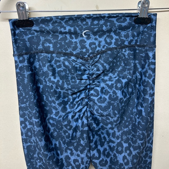 2/$75💥- LEGGINGS | Women’s Zyia leggings size 2 - Picture 4 of 4